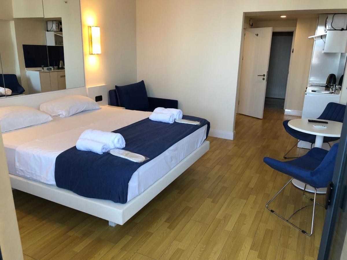 Orbi City Apartments On The Beach 바투미 외부 사진
