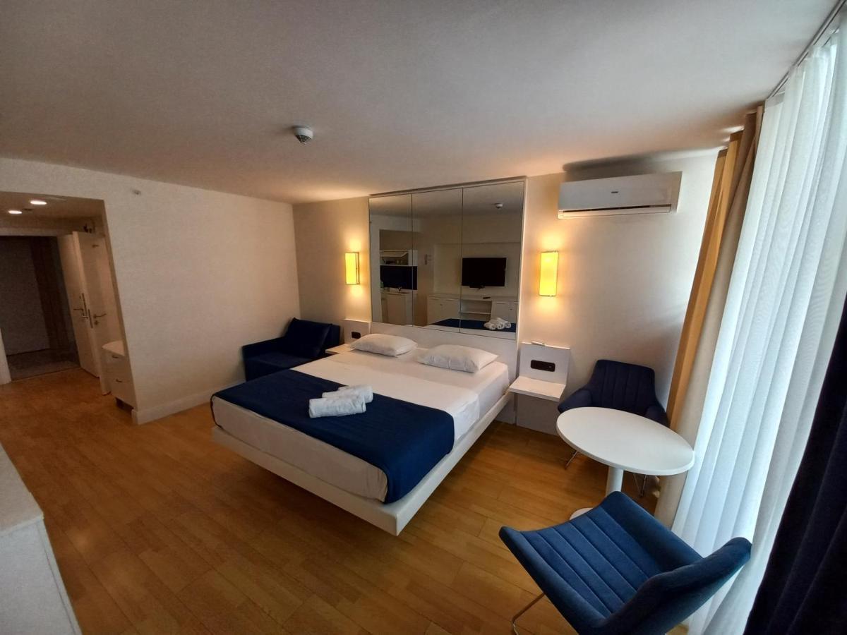 Orbi City Apartments On The Beach 바투미 외부 사진
