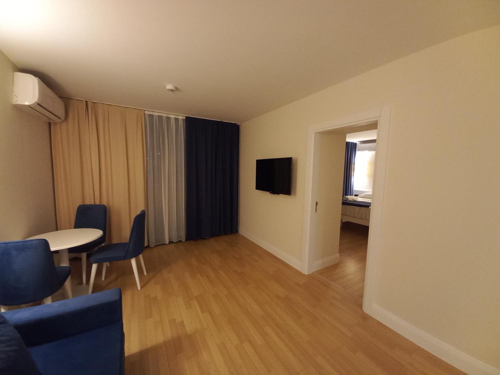 Orbi City Apartments On The Beach 바투미 외부 사진